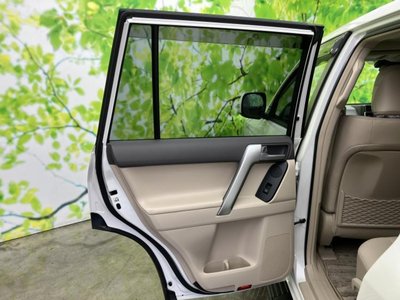 صورة مصغرة 24 لـ 2023 Toyota LAND CRUISER PRADO