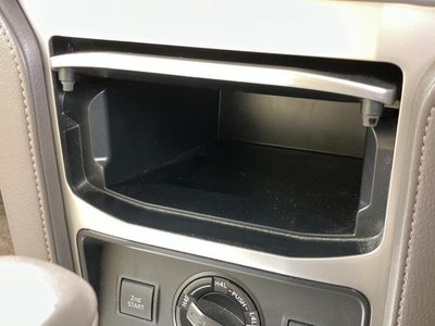 صورة مصغرة 37 لـ 2023 Toyota LAND CRUISER PRADO