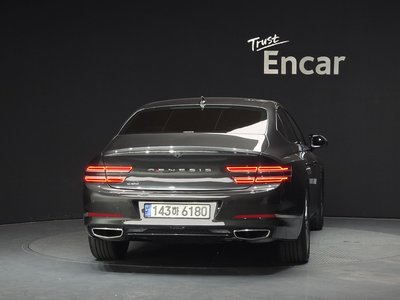 GENESIS G80 (RG3) - 3
