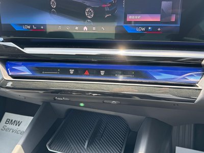 2025 BMW 5 SERIES thumbnail 35