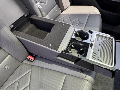 2025 BMW 5 SERIES thumbnail 45