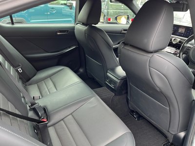 2020 Lexus IS thumbnail 46