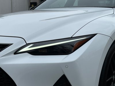 2020 Lexus IS thumbnail 51