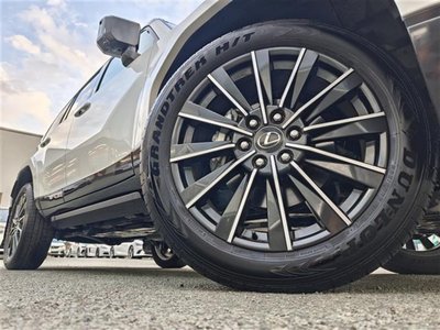 2025 Lexus GX photo 8