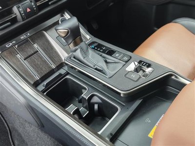 صورة مصغرة 26 لـ 2025 Lexus GX