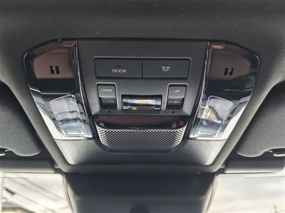 صورة مصغرة 36 لـ 2025 Lexus GX