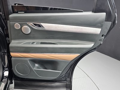 2025 Genesis GV80 thumbnail 15