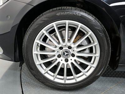 MERCEDES-BENZ E-CLASS - 6
