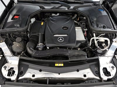 MERCEDES-BENZ E-CLASS - 7