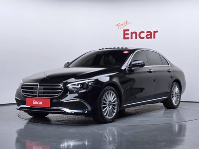 MERCEDES-BENZ E-CLASS - 1