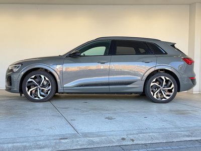 AUDI Q8 E-TRON - 9