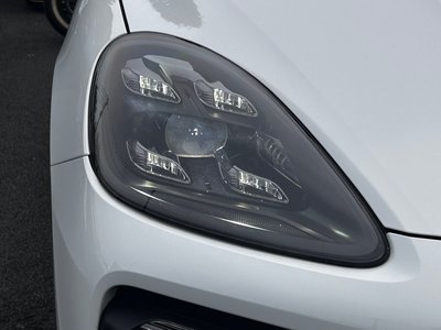PORSCHE CAYENNE - 10
