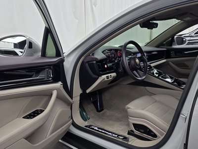 PORSCHE PANAMERA - 10