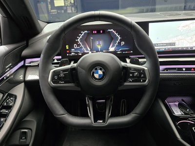 2025 BMW 5 SERIES — миниатюра 13