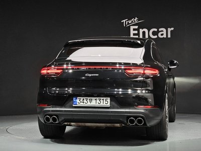 PORSCHE CAYENNE - 4