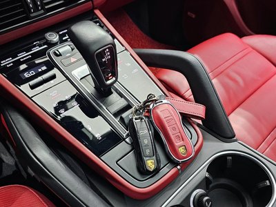 PORSCHE CAYENNE - 9