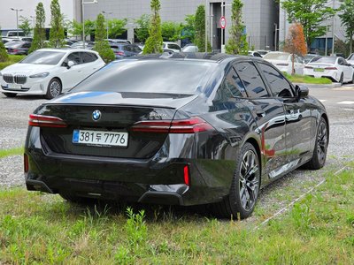 BMW 5 SERIES - 4