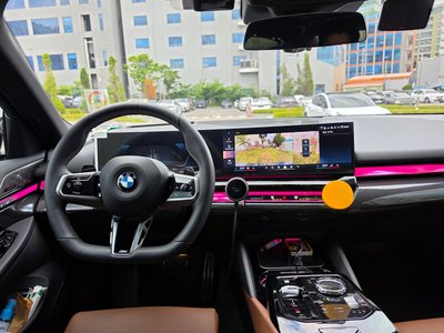 BMW 5 SERIES - 5