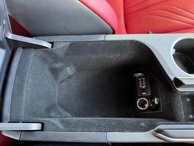 صورة مصغرة 31 لـ 2016 Lexus RC F