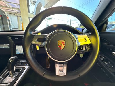2014 Porsche 911 thumbnail 28