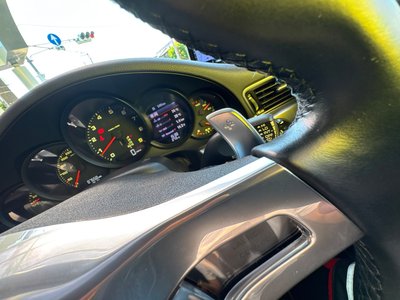 2014 Porsche 911 thumbnail 32