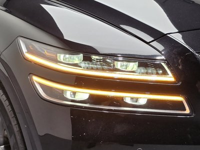 صورة 9 لـ 2022 Genesis GV80