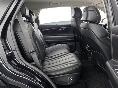 2022 Genesis GV80 thumbnail 17