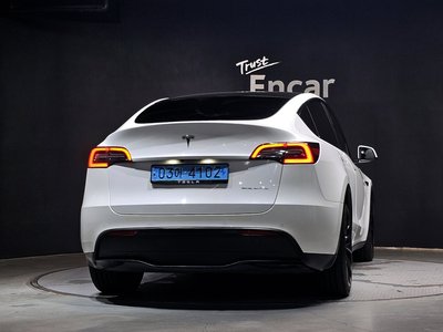 2022 Tesla MODEL Y — фото 3