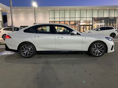 BMW 5 SERIES - 5