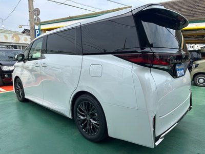 TOYOTA VELLFIRE - 4