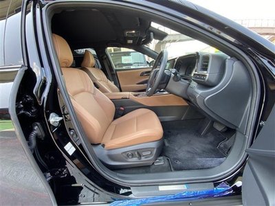 2024 Toyota CROWN SPORT 照片 21