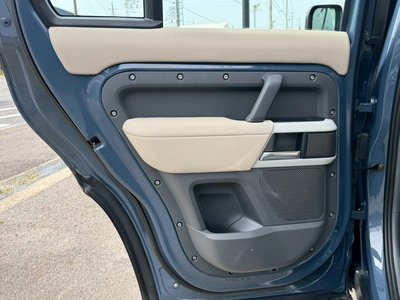 صورة مصغرة 45 لـ 2021 LAND Rover DEFENDER