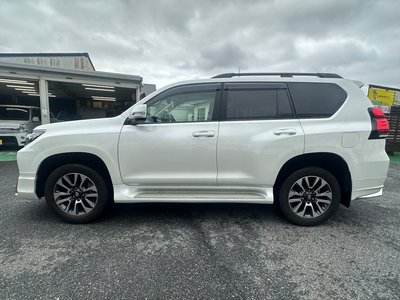 TOYOTA LAND CRUISER PRADO - 6