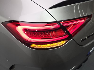 MERCEDES-BENZ CLS-CLASS - 10