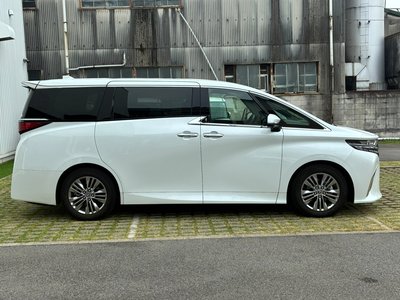 2025 Toyota ALPHARD thumbnail 24