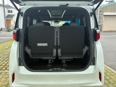 2025 Toyota ALPHARD thumbnail 13