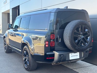 LAND ROVER DEFENDER - 10