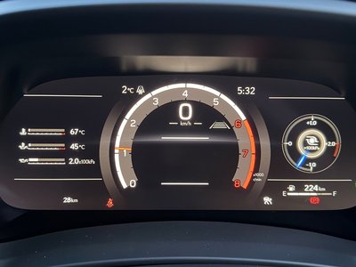 2025 Lexus LBX — миниатюра 22