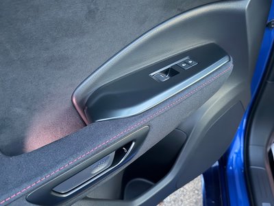 2025 Lexus LBX — миниатюра 15