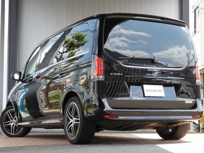 صورة 2 لـ 2024 Mercedes-BENZ V-CLASS