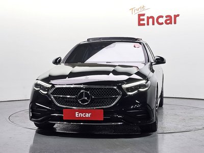 MERCEDES-BENZ E-CLASS - 2