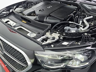 MERCEDES-BENZ E-CLASS - 7