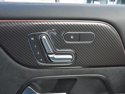 صورة مصغرة 29 لـ 2025 Mercedes-BENZ GLA