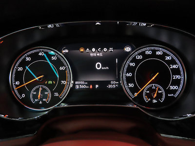 BENTLEY BENTAYGA - 10