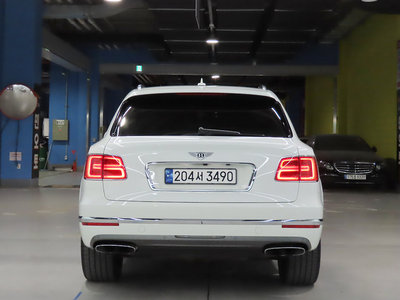 BENTLEY BENTAYGA - 2