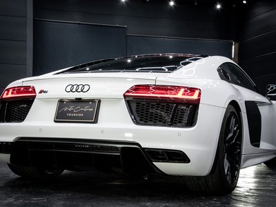 AUDI R8 - 6