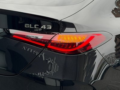 MERCEDES-BENZ GLC AMG - 10