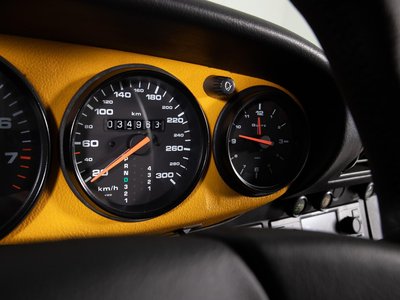 1995 Porsche 911 thumbnail 12