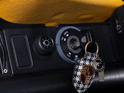 1995 Porsche 911 thumbnail 13