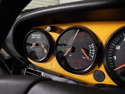 1995 Porsche 911 thumbnail 11